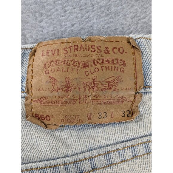 Vintage Levis 560 Jeans Mens 33x32 Light Wash Distressed Tapered Leg USA 90s Y2K - Picture 15 of 16